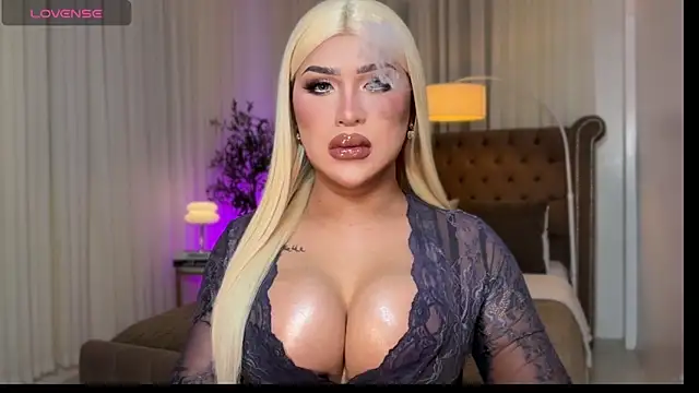 Your Majesty Tyra online show from November 3, 2025, 3:23 am