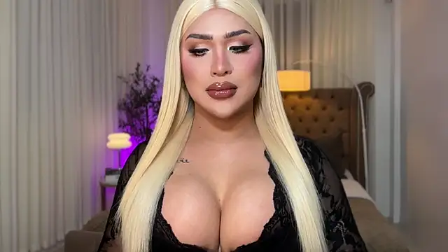 Your Majesty Tyra online show from October 2, 2025, 4:38 am