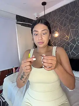 Snapshot of dayra_angels chatting on May 11, 2026, 4:04 pm dayra angels online show from May 11, 2026, 4:04 pm