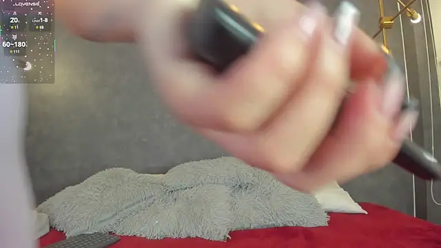 dayra angels online show from November 18, 2025, 5:05 pm