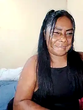 rosmery-navarro online show from September 30, 2025, 9:43 pm