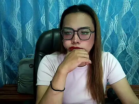 Your PrettyGirlxxx online show from September 24, 2025, 11:54 pm