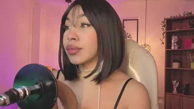 Snapshot of Olivia_ds chatting on September 30, 2025, 4:40 am Olivia ds online show from September 30, 2025, 4:40 am