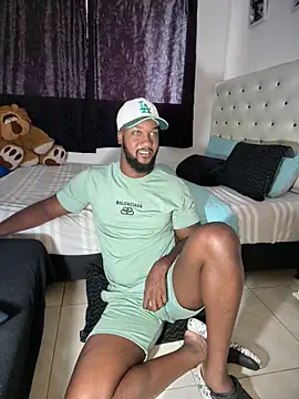 blackdrey18 online show from April 4, 2026, 1:28 pm