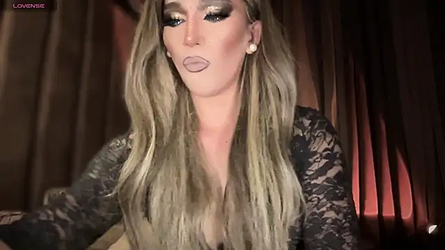 Lo la 69 online show from September 30, 2025, 4:18 am