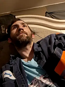 Snapshot of lewis7869 chatting on September 25, 2025, 10:21 am lewis7869 online show from September 25, 2025, 10:21 am