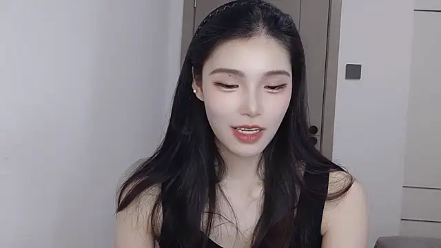 Tibbie-66 online show from May 18, 2026, 1:49 pm