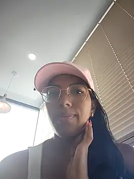 SheenaBrooke online show from February 12, 2026, 5:18 am