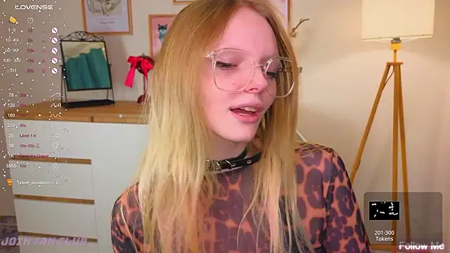 Snapshot of evangel1ne chatting on February 6, 2026, 9:22 pm evangel1ne online show from February 6, 2026, 9:22 pm