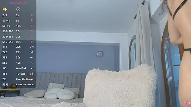 Snapshot of Anna_Lewis chatting on February 8, 2026, 5:49 am Anna Lewis online show from February 8, 2026, 5:49 am