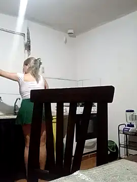 Snapshot of La_pauli_latina chatting on April 4, 2026, 1:56 am La pauli latina online show from April 4, 2026, 1:56 am