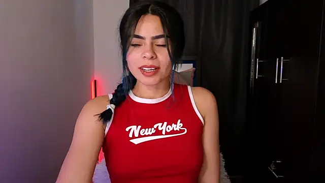 sexyladyy  online show from September 25, 2025, 10:49 pm