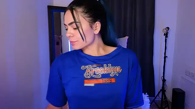 sexyladyy  online show from October 13, 2025, 11:16 pm