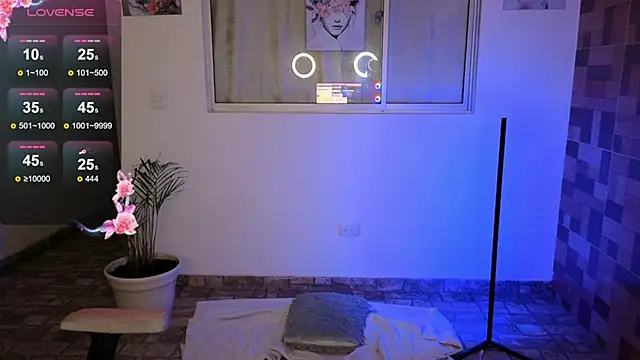 sexyladyy  online show from March 20, 2025, 2:08 am