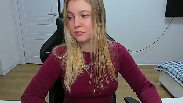 Snapshot of stacy_miracle chatting on December 30, 2024, 8:10 am stacy miracle online show from December 30, 2024, 8:10 am