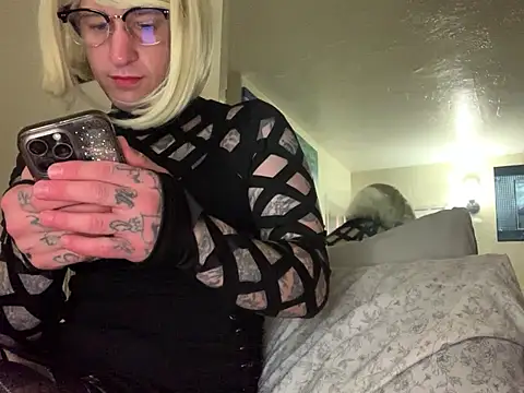 Kik SickSlut88 online show from August 2, 2026, 1:31 pm
