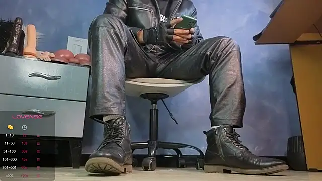 TomLover 12 online show from February 5, 2026, 1:23 am