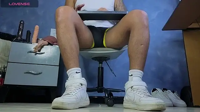 TomLover 12 online show from February 7, 2026, 3:58 am