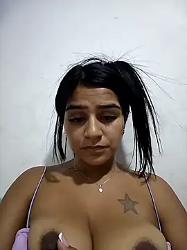 AnnRosse18 online show from February 18, 2025, 10:14 pm