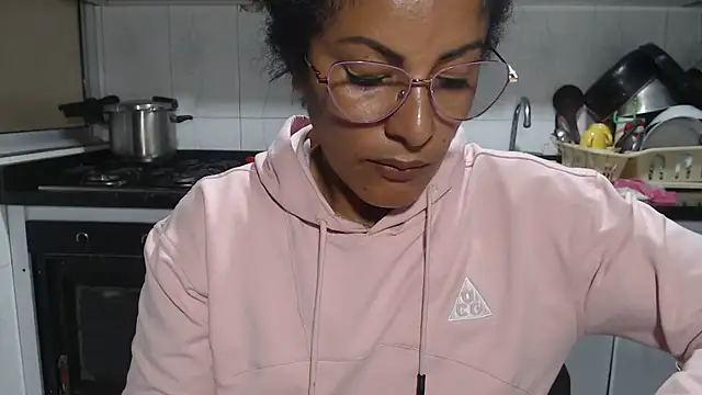 Snapshot of kateleyagrey chatting on February 27, 2026, 8:08 pm kateleyagrey online show from February 27, 2026, 8:08 pm