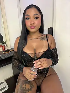 TianaaJackson online show from July 16, 2026, 8:50 pm