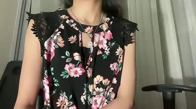 Snapshot of Minal_07 chatting on December 6, 2024, 7:06 pm Minal 07 online show from December 6, 2024, 7:06 pm