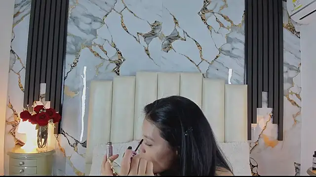 lulumars online show from April 11, 2026, 4:53 am