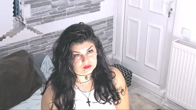 Snapshot of TinaMaay chatting on January 15, 2026, 9:56 am TinaMaay online show from January 15, 2026, 9:56 am