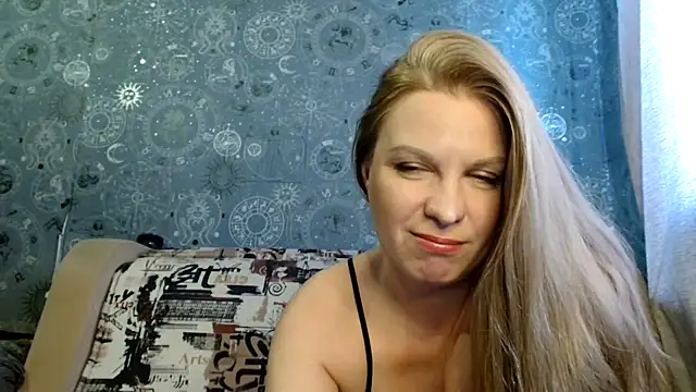 BlondeFox online show from April 23, 2026, 2:40 am