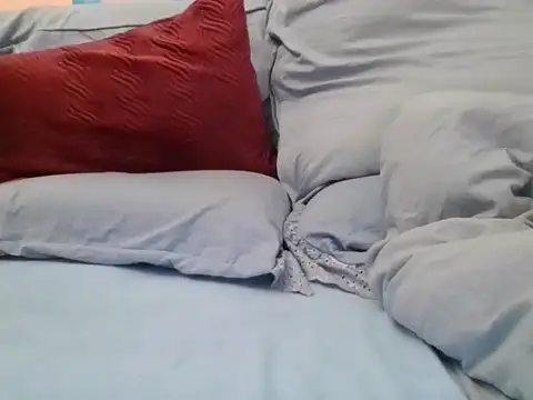 Snapshot of RealLittleRedRidingHood chatting on April 9, 2026, 6:14 pm RealLittleRedRidingHood online show from April 9, 2026, 6:14 pm