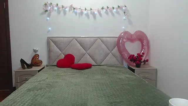 BlondyLeeBest online show from March 27, 2026, 7:37 pm