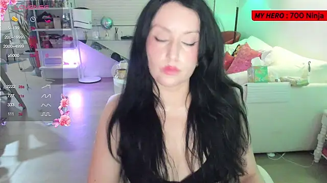 Vesaaa online show from September 18, 2025, 4:26 am