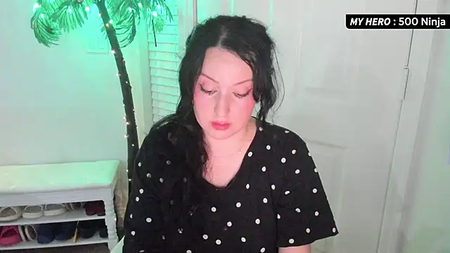 Vesaaa online show from October 18, 2025, 3:52 am