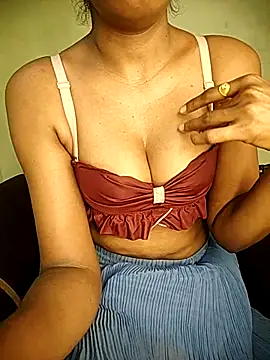 Indian-Squirt online show from March 18, 2025, 12:28 pm