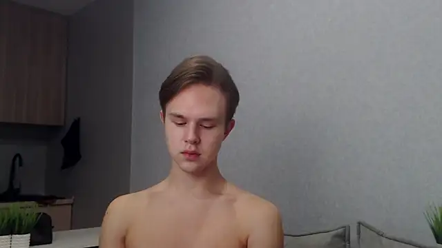 MartinMendez online show from November 14, 2025, 9:02 am