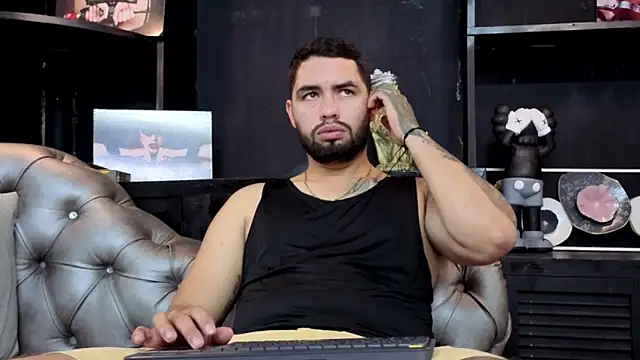 matteosantos online show from October 10, 2025, 12:39 pm