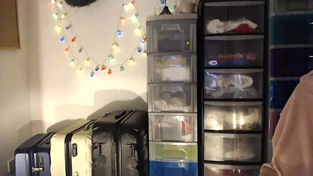 fulloferotic online show from January 5, 2025, 9:14 pm