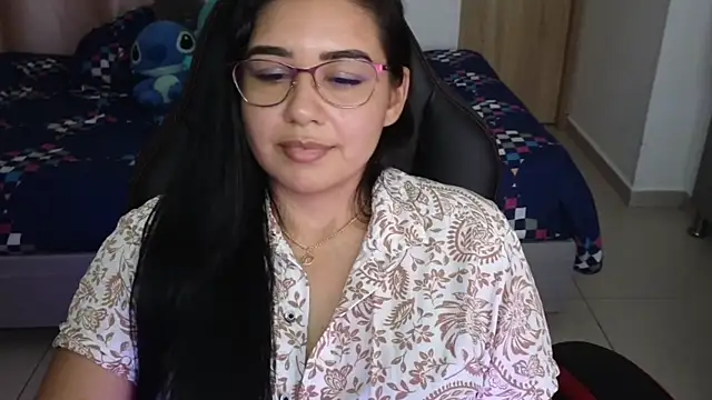 Snapshot of _anastasia chatting on February 28, 2025, 9:44 pm anastasia online show from February 28, 2025, 9:44 pm