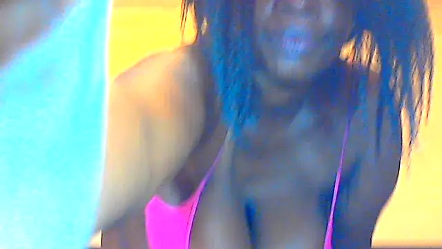 CallyCallienteXxX online show from March 20, 2025, 1:02 am