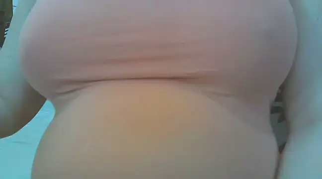 Snapshot of keepmepregnantT chatting on February 25, 2025, 11:54 am keepmepregnantT online show from February 25, 2025, 11:54 am