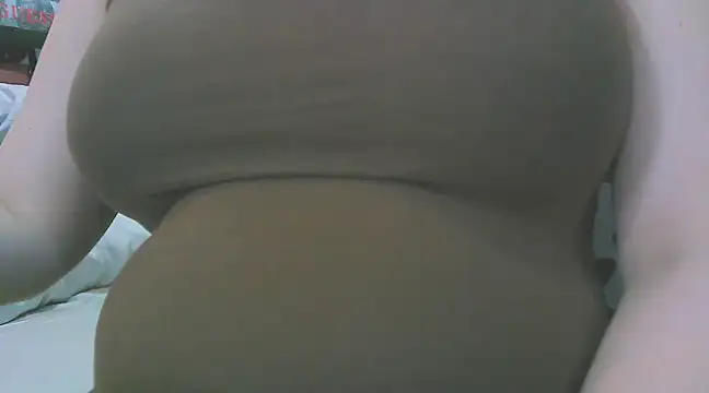Snapshot of keepmepregnantT chatting on March 8, 2025, 8:33 am keepmepregnantT online show from March 8, 2025, 8:33 am