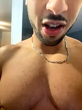 Snapshot of pimentfort77 chatting on October 7, 2025, 9:27 pm pimentfort77 online show from October 7, 2025, 9:27 pm