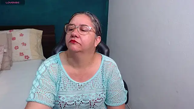 Snapshot of scaelettdubois chatting on February 22, 2026, 1:08 am scaelettdubois online show from February 22, 2026, 1:08 am