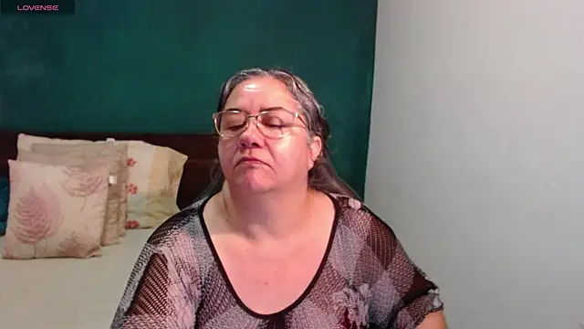 Snapshot of scaelettdubois chatting on July 10, 2026, 7:19 am scaelettdubois online show from July 10, 2026, 7:19 am