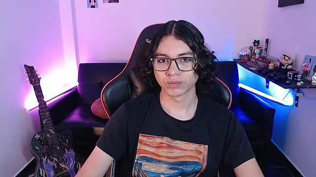 Snapshot of malik_harrison__ chatting on January 26, 2025, 5:44 pm malik harrison   online show from January 26, 2025, 5:44 pm