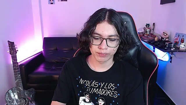 Snapshot of malik_harrison__ chatting on January 23, 2025, 4:48 pm malik harrison   online show from January 23, 2025, 4:48 pm