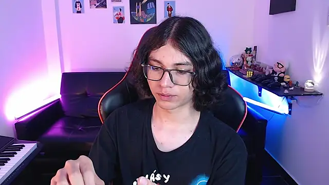 Snapshot of malik_harrison__ chatting on February 11, 2025, 5:29 pm malik harrison   online show from February 11, 2025, 5:29 pm