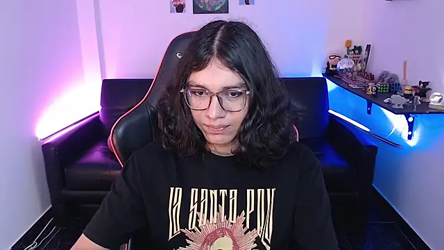 Snapshot of malik_harrison__ chatting on September 11, 2025, 2:17 pm malik harrison   online show from September 11, 2025, 2:17 pm