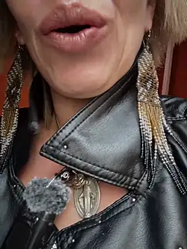 sexymarilyncolombia online show from February 20, 2026, 3:14 pm