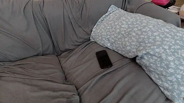 EmoDream1998 online show from March 15, 2025, 2:35 am